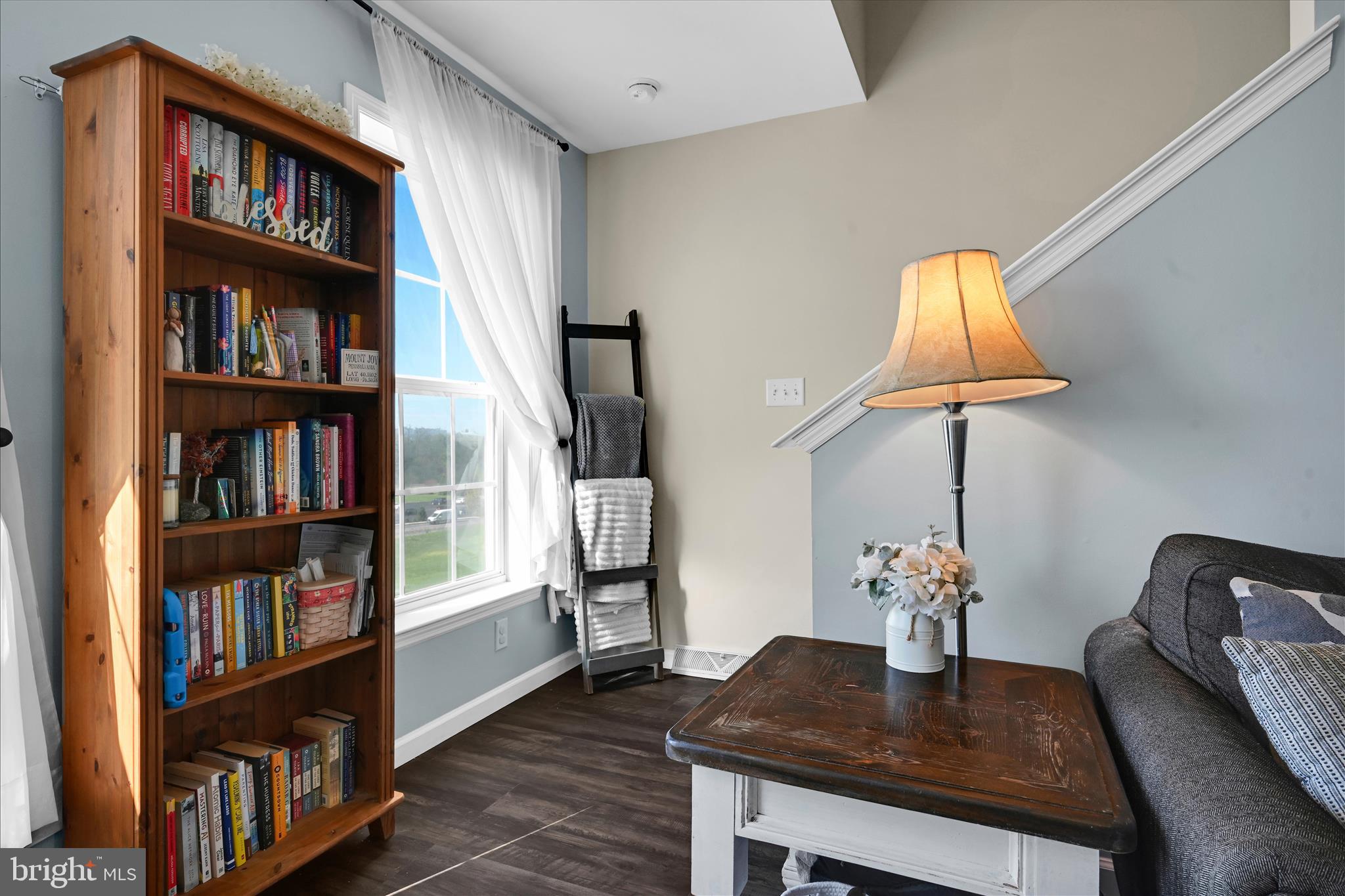 FLORIN HILL - Residential