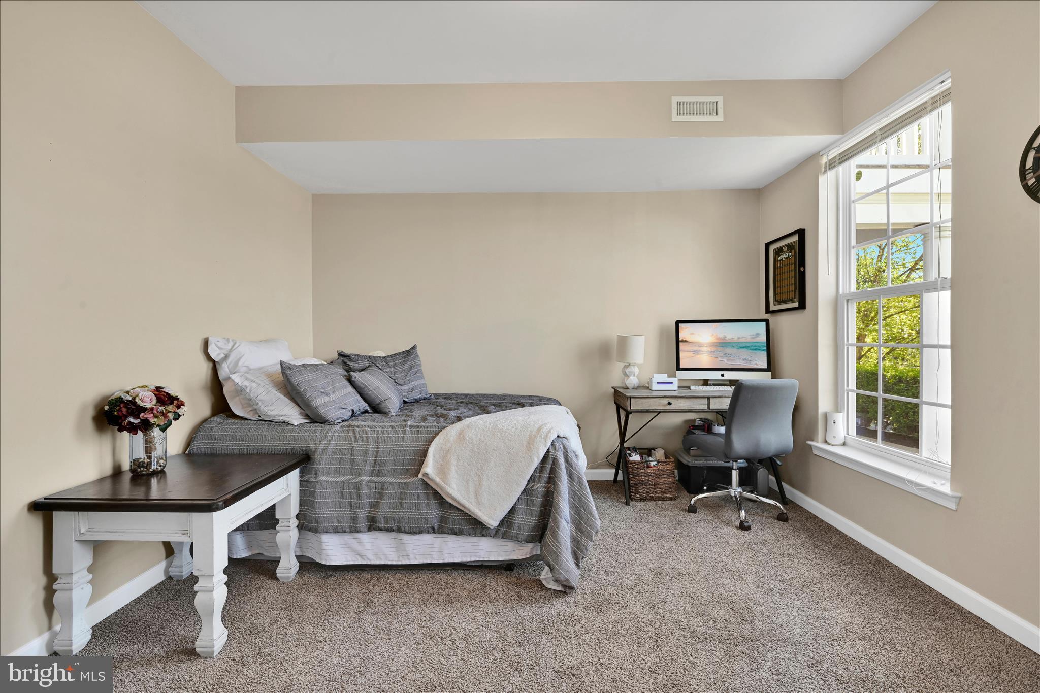 FLORIN HILL - Residential