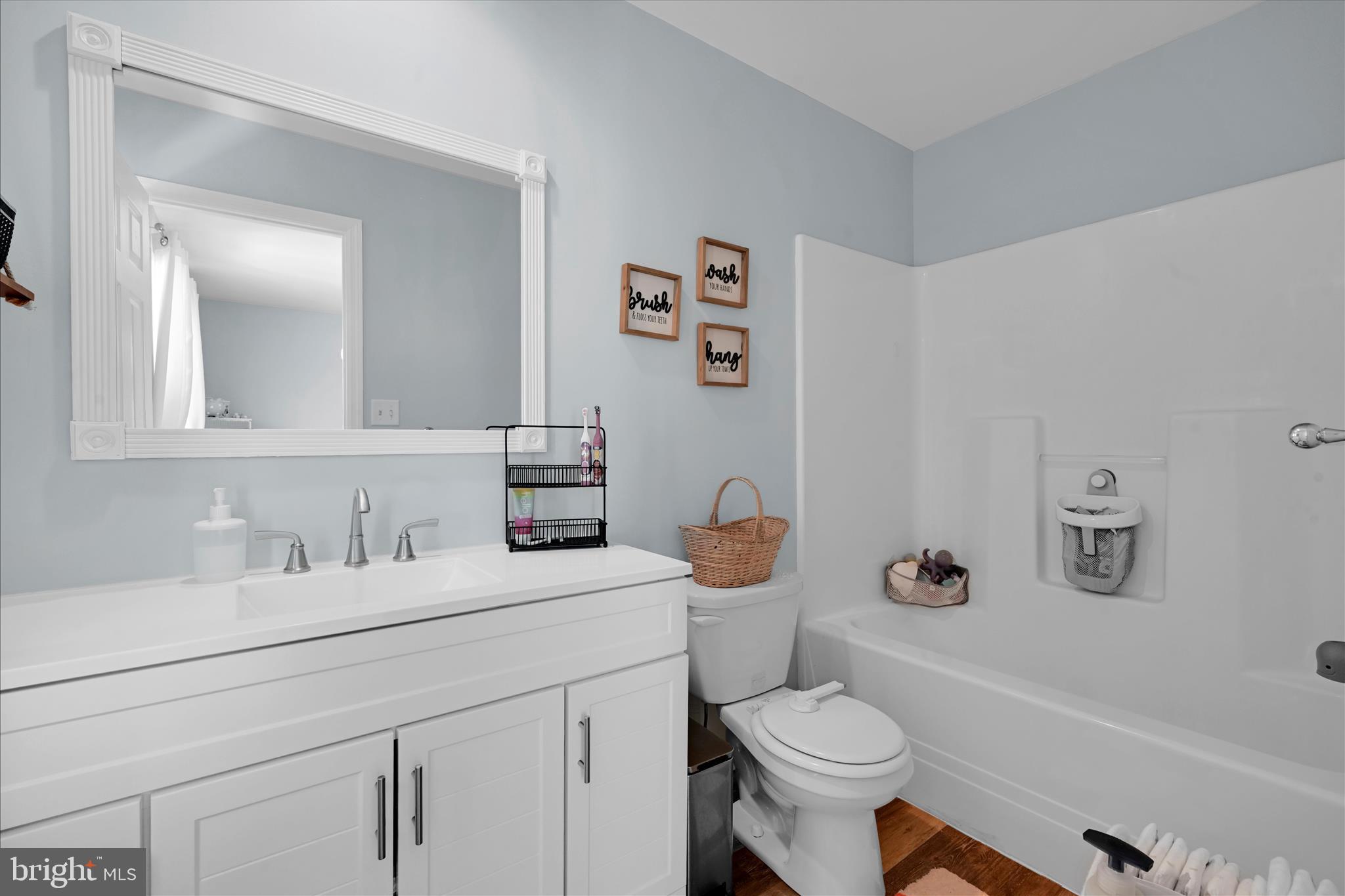 FLORIN HILL - Residential