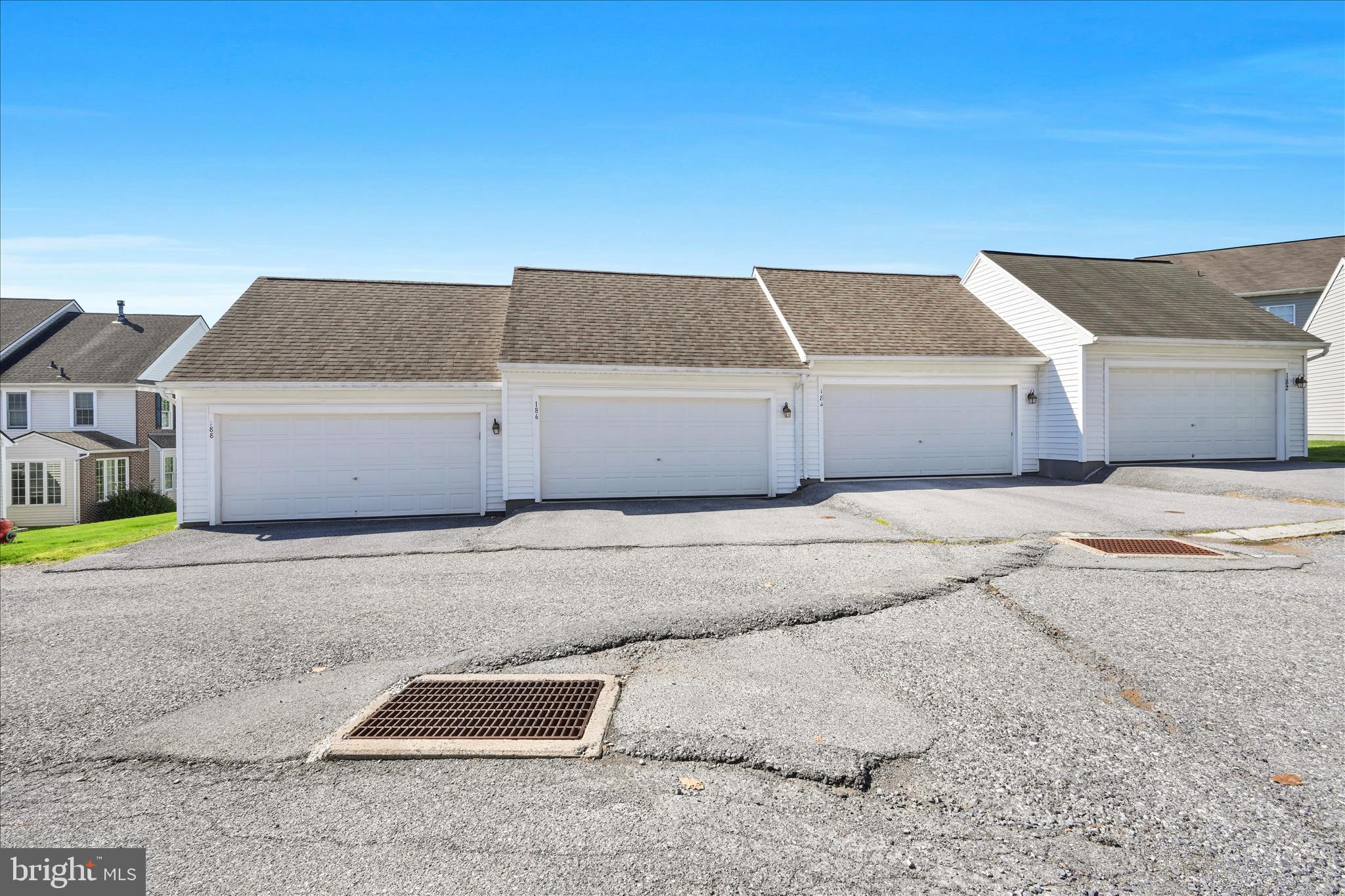 FLORIN HILL - Residential