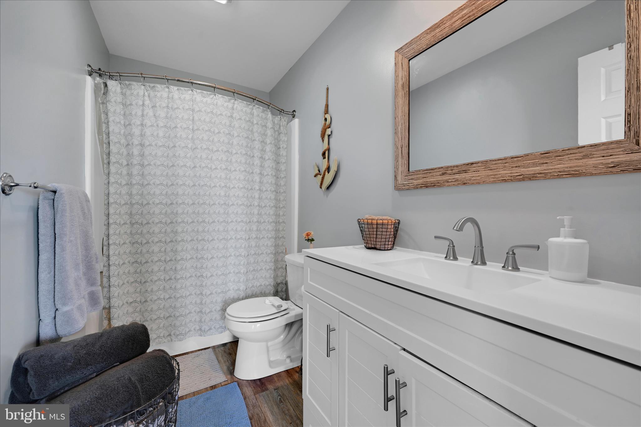 FLORIN HILL - Residential