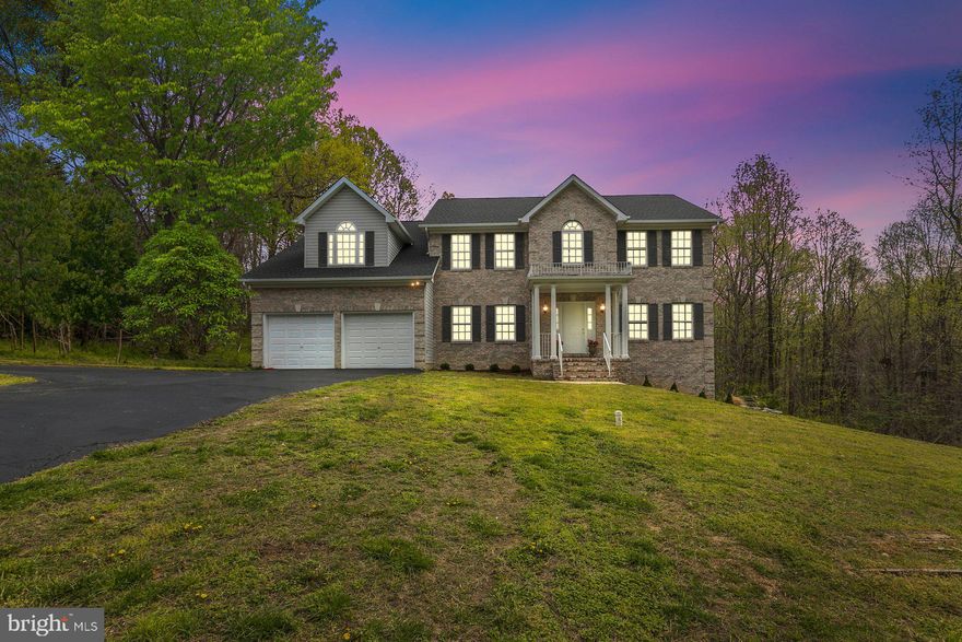 Welcome to this stately home! This home is located in a lovely neighborhood yet so private, as it is surrounded by 5 acres of forest preservation, and in Huntington's award winning/top rated school district.  As you enter you will be greeted by a grand two story foyer which will lead into a beautiful kitchen w/ white cabinets and granite countertops. ML also includes a spacious family room, formal living and dining, and a very large study w/ built-ins. UL includes 5 bedrooms w/ a owner's retreat to die for, very large with vaulted ceilings, 3 walk in closets, a sitting area, and a private bath with a view that will take your breath away. Walkout LL w/ a large rec room, bathroom and a workshop area! The seller just put in a NEW ROOF! The list goes on- there is simply too much to list- come and see for yourself!