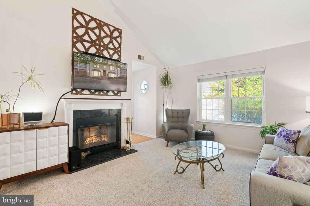 Photo of 6111 Essex House Square #B, ALEXANDRIA, VA 22310 (MLS # VAFX2276360)