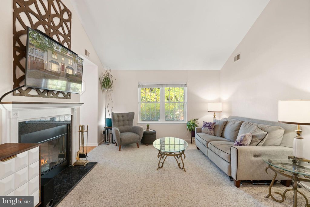 Photo of 6111 Essex House Square #B, ALEXANDRIA, VA 22310 (MLS # VAFX2276360)
