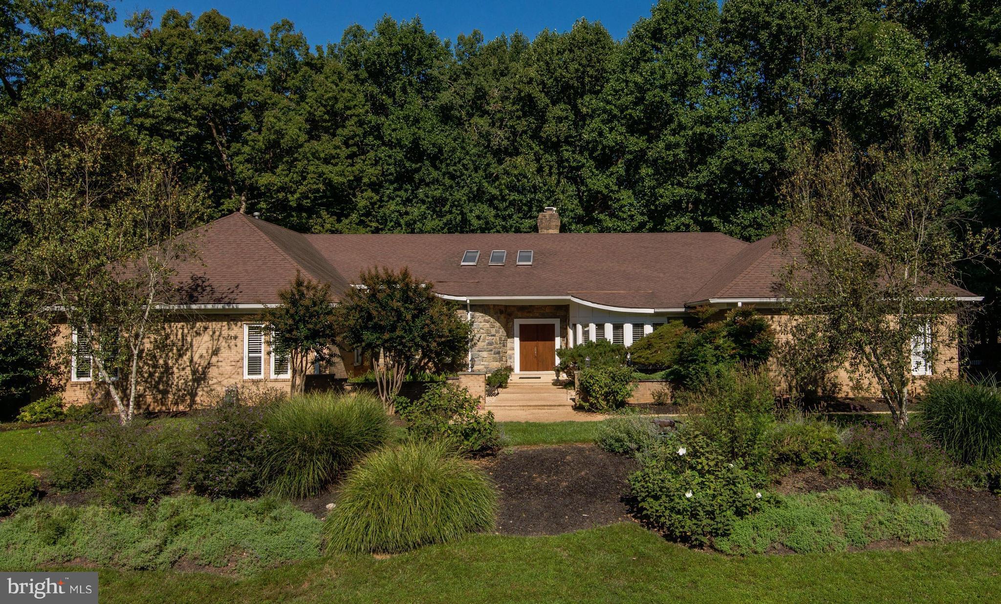 LAKE POTOMAC - Residential