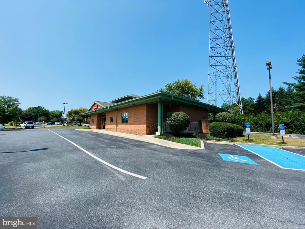 Photo of 3060 Industry Drive, LANCASTER, PA 17603 (MLS # PALA2066518)