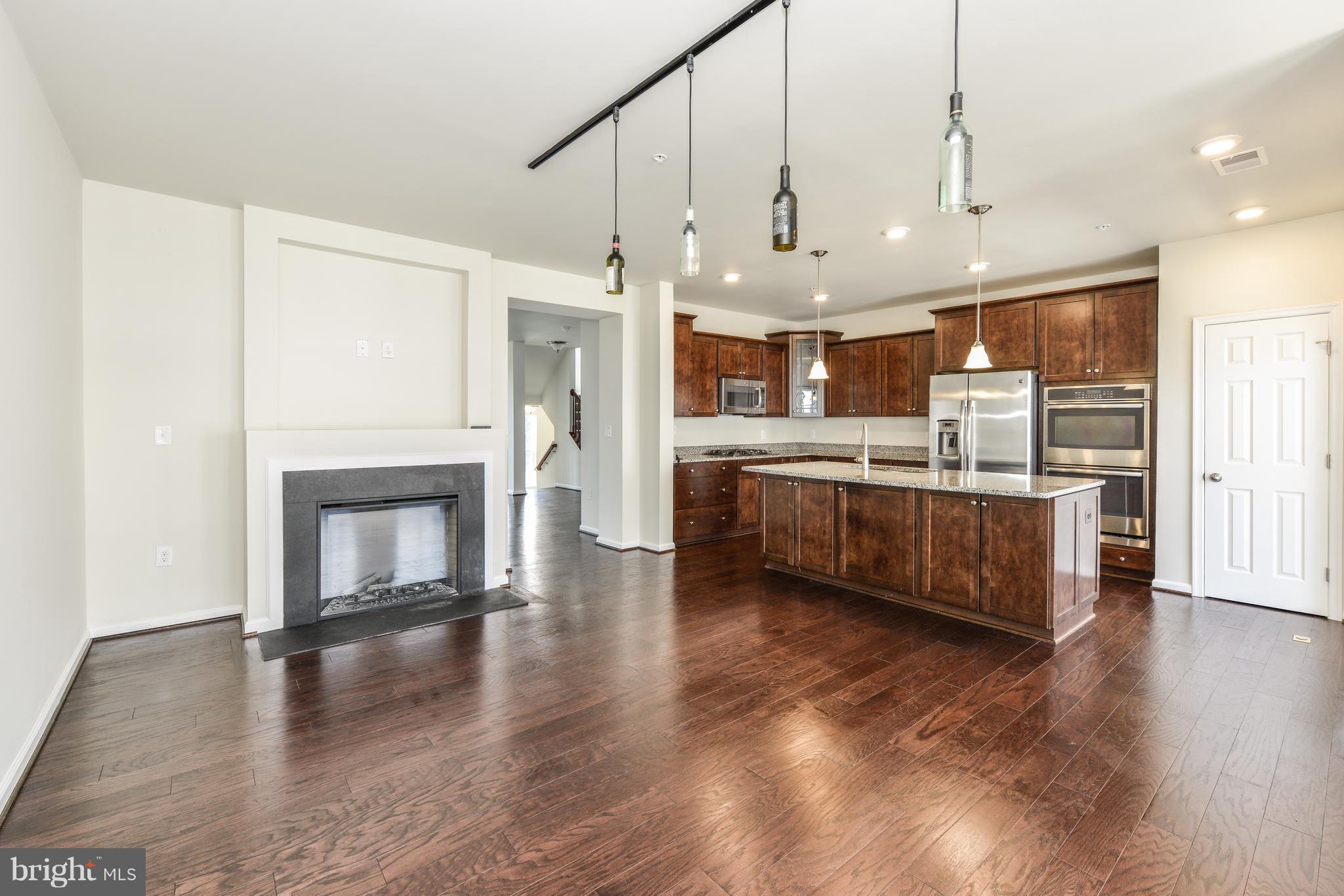 EAST GATE 3 CONDOMINIUM - Residential Lease