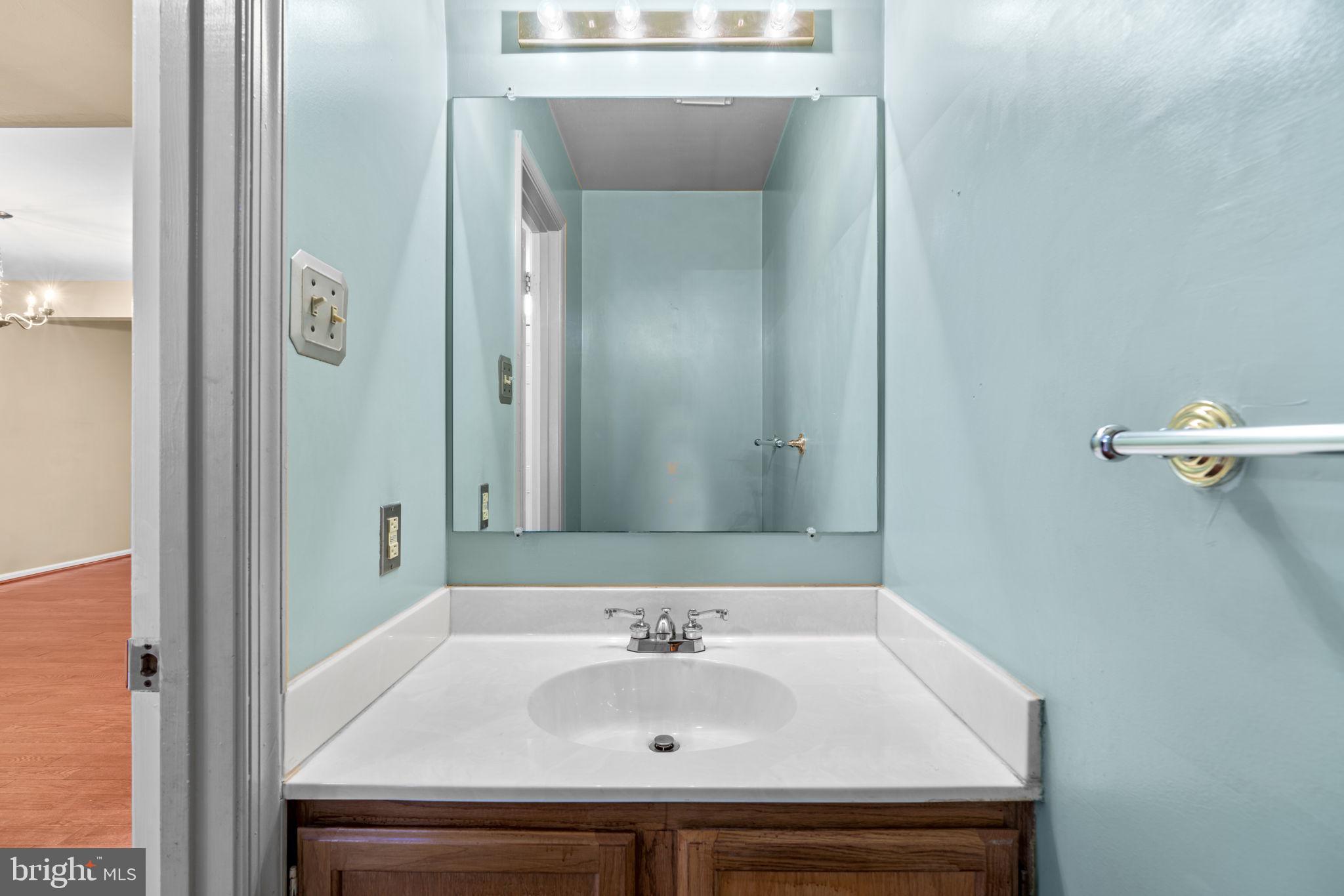 TOLL HOUSE - Residential Lease