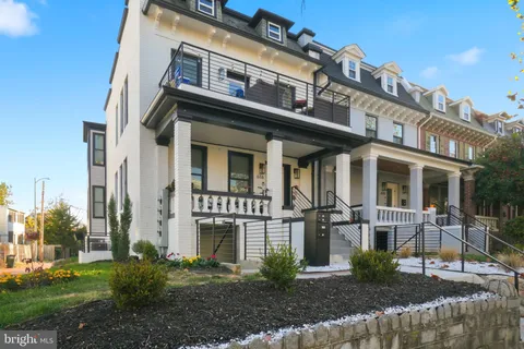 616 Quebec Place NW Unit 1, Washington, DC MLS: DCDC2230238