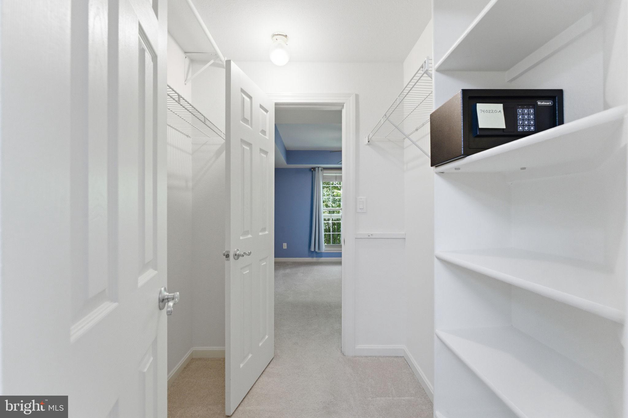 PENDERBROOK SQUARE CONDOMINIUMS - Residential