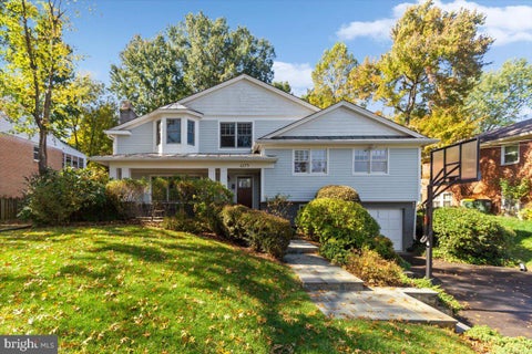 Photo of 6175 Hardy Drive, MCLEAN, VA 22101 (MLS # VAFX2343854)