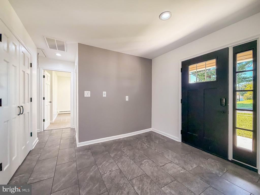 27 VIOLETWOOD DRIVE