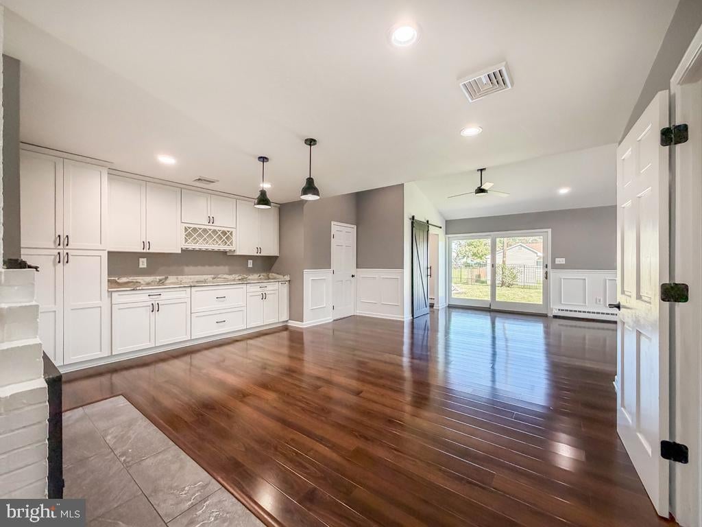 27 VIOLETWOOD DRIVE