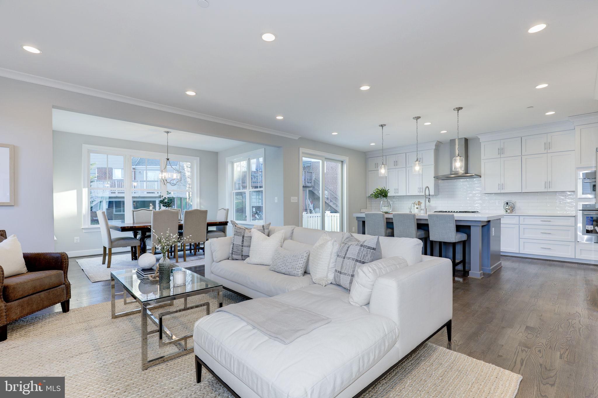 DOMINION HILLS - Residential