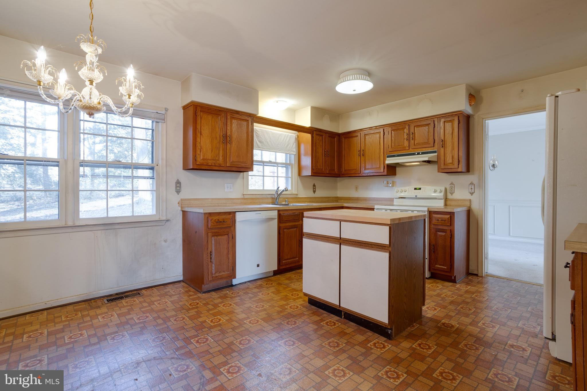 HOLLY PARK - Residential