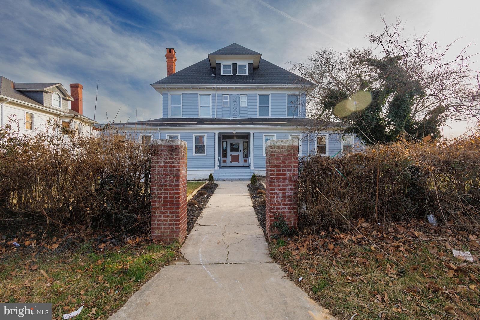 WINDSOR HILLS - Residential Lease