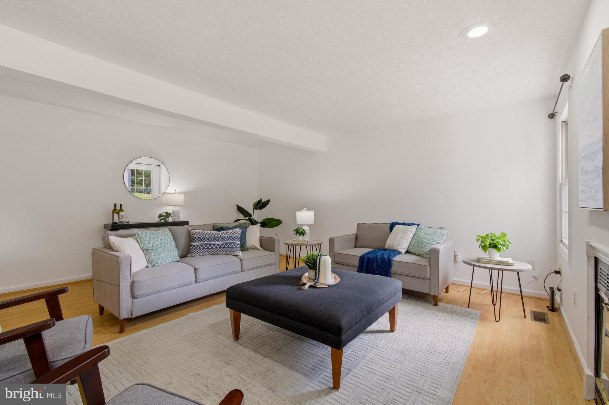 MONTGOMERY MEADOWS - Residential