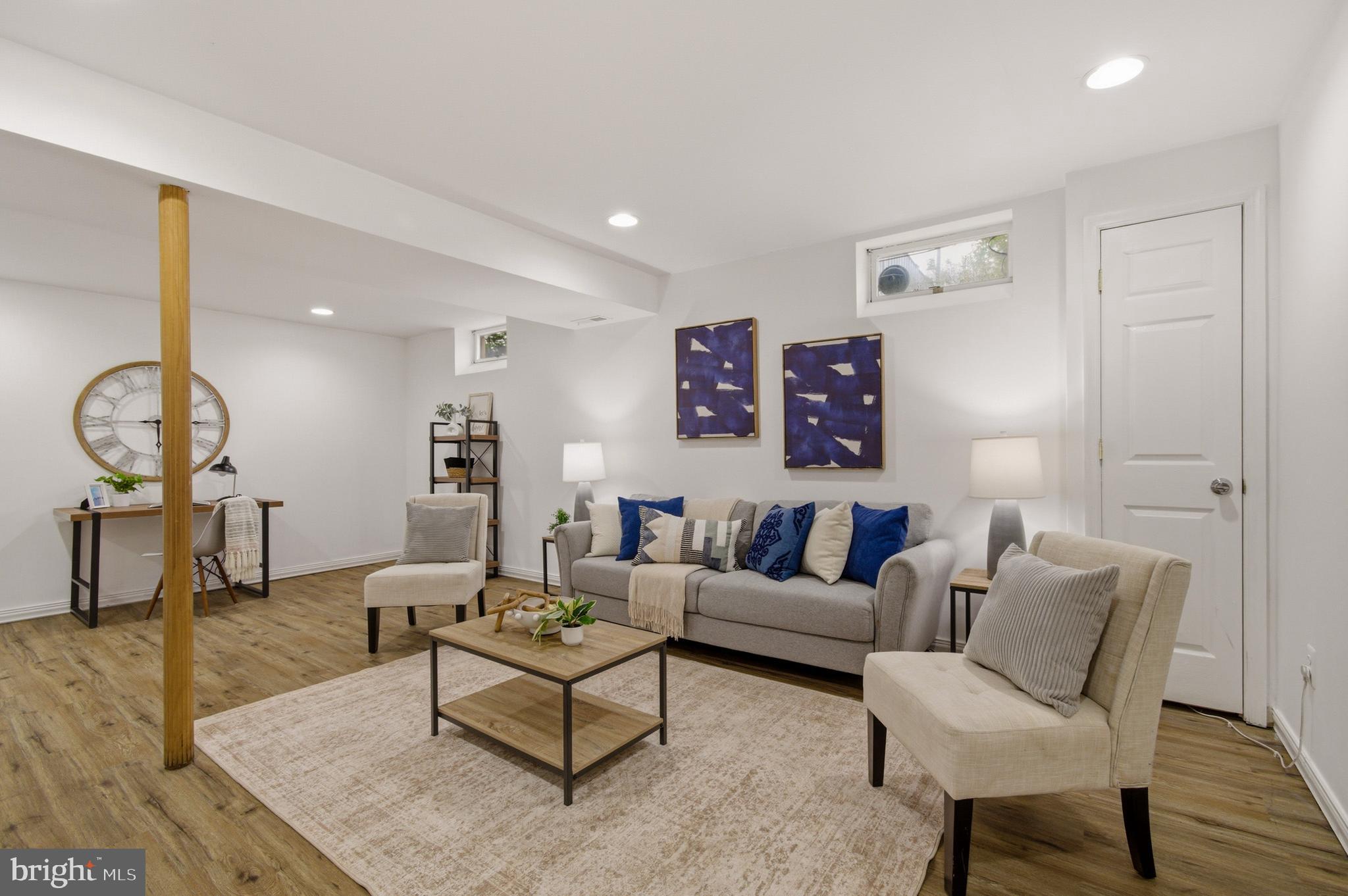 MONTGOMERY MEADOWS - Residential