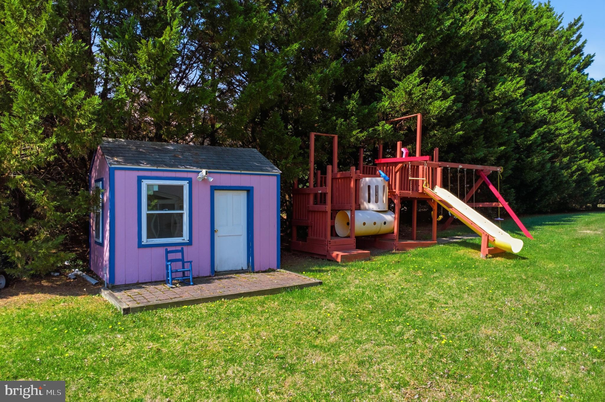 MONTGOMERY MEADOWS - Residential