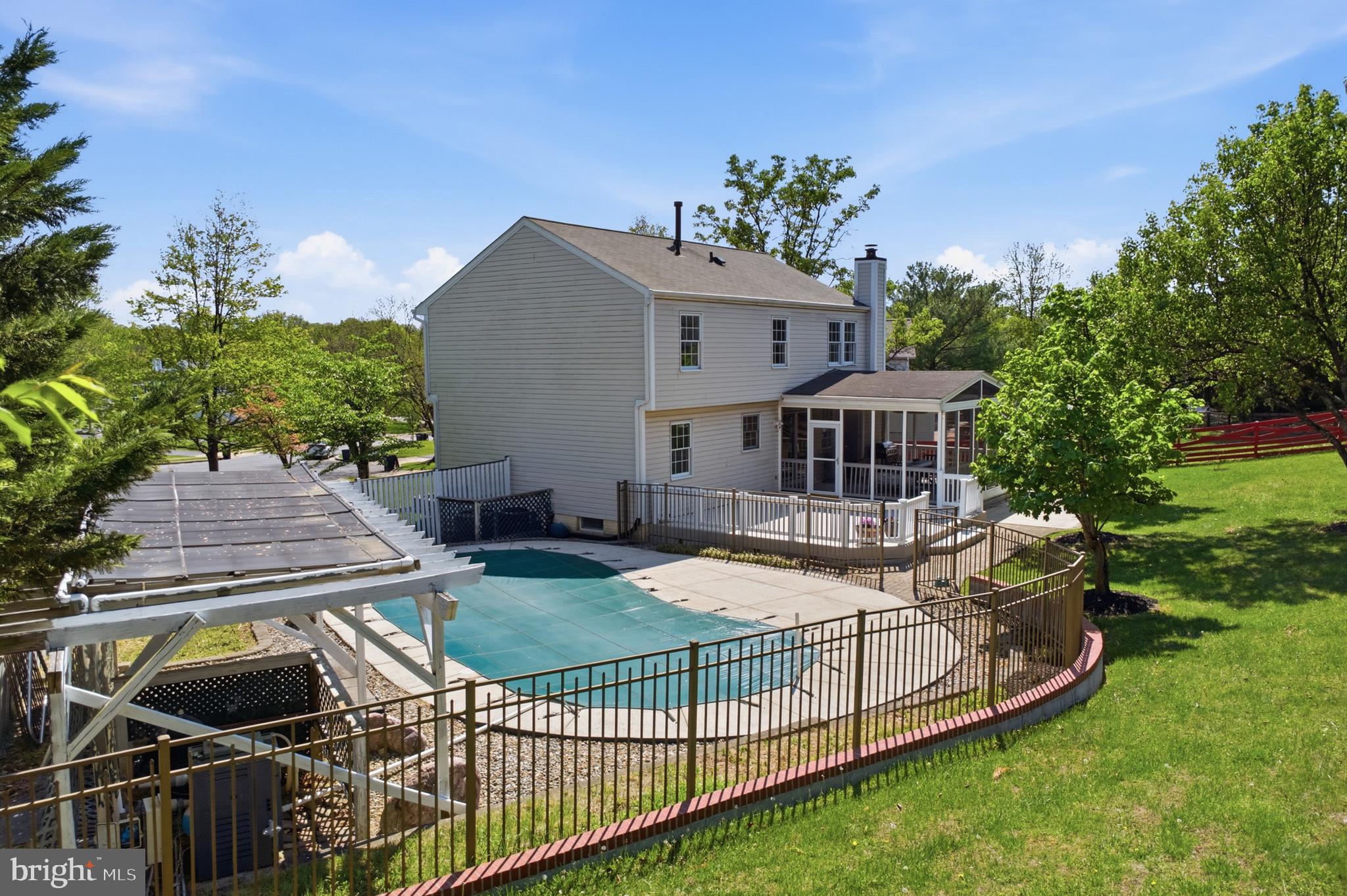 MONTGOMERY MEADOWS - Residential