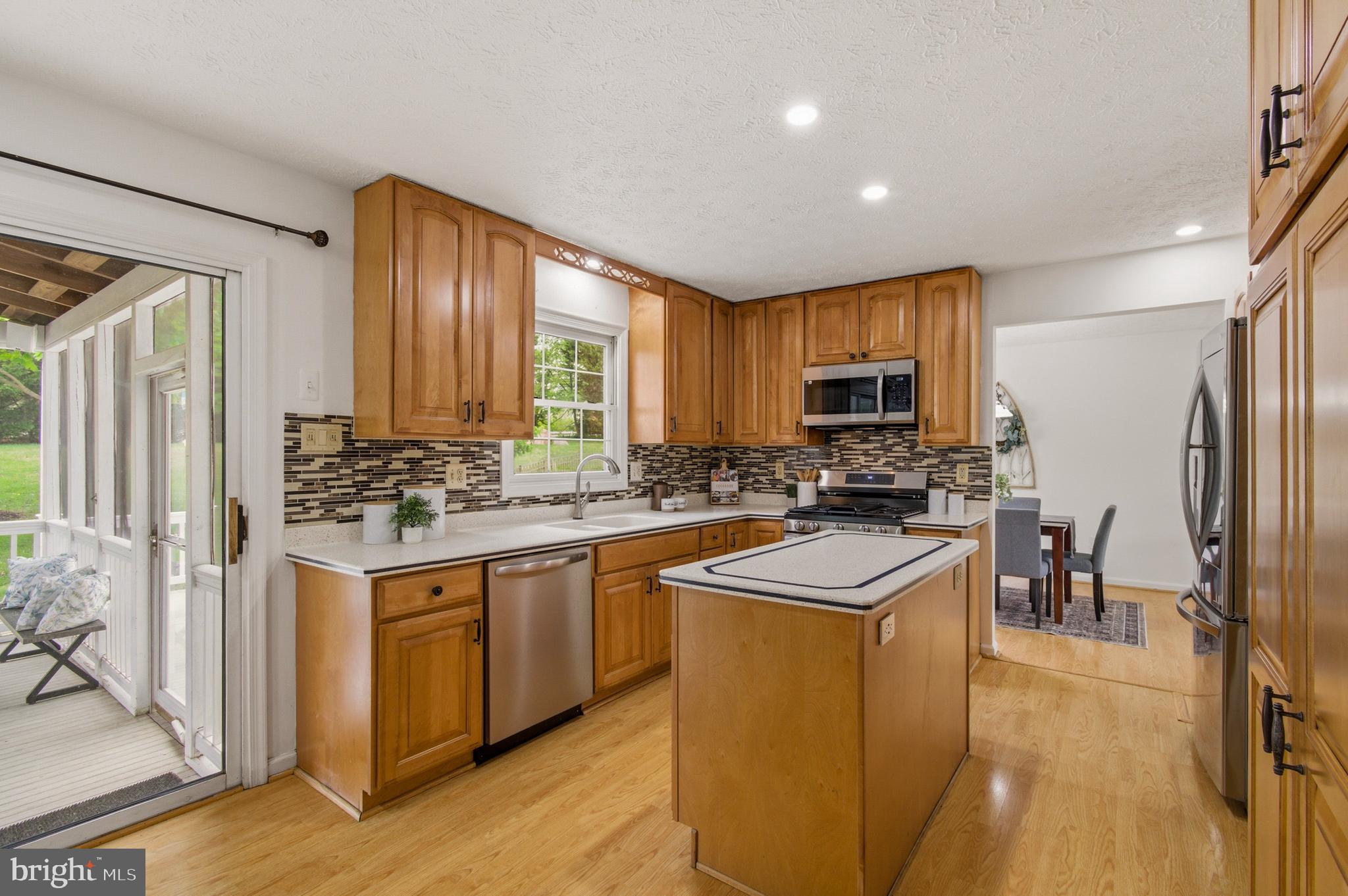 MONTGOMERY MEADOWS - Residential
