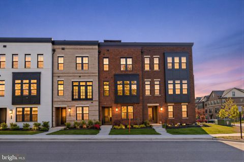 Photo of 22244 Philanthropic Drive, ASHBURN, VA 20148 (MLS # VALO2120372)