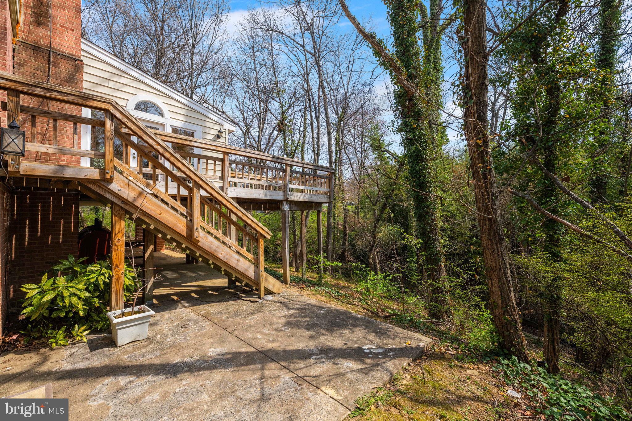 SEMINARY RIDGE - Residential