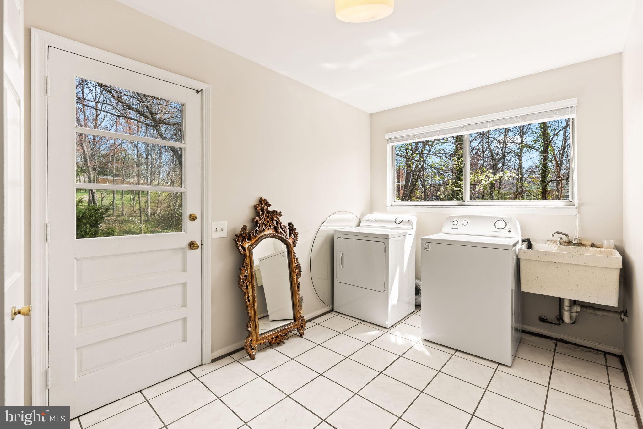 SEMINARY RIDGE - Residential