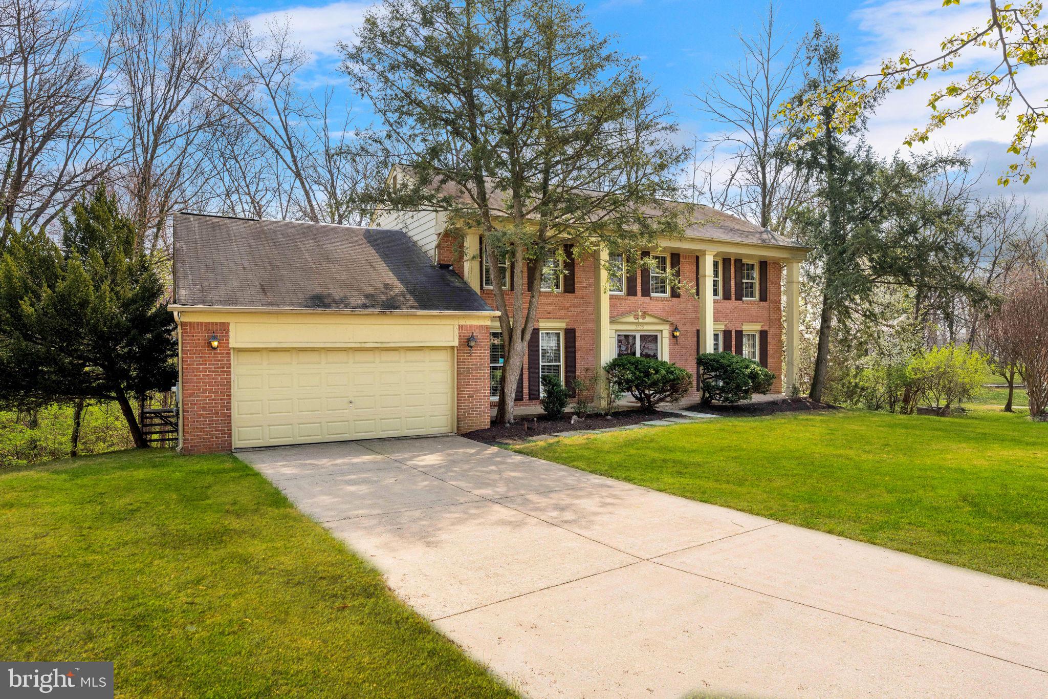 3705 TEMPLETON PLACE