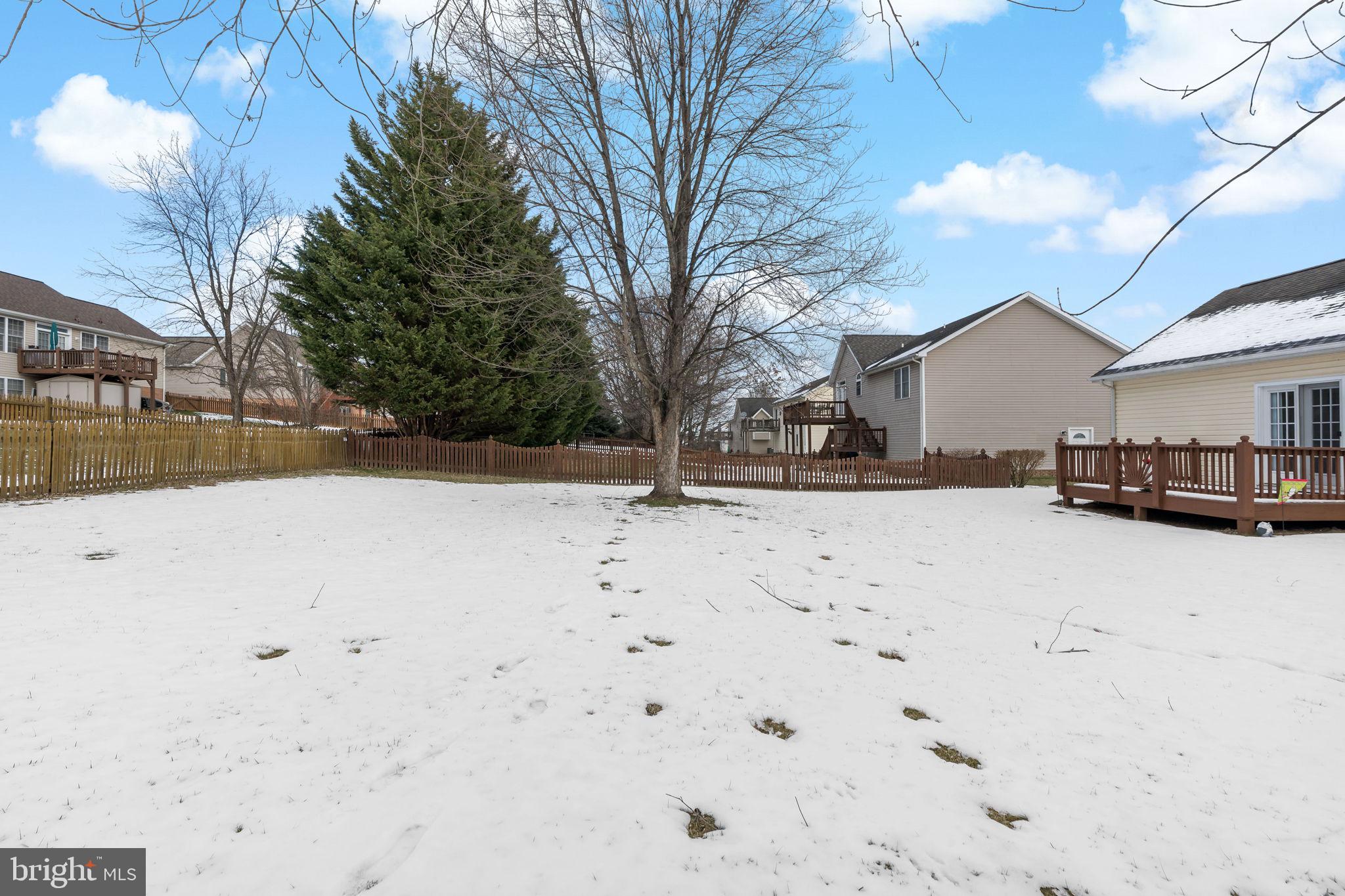 LAUREL RIDGE - Residential