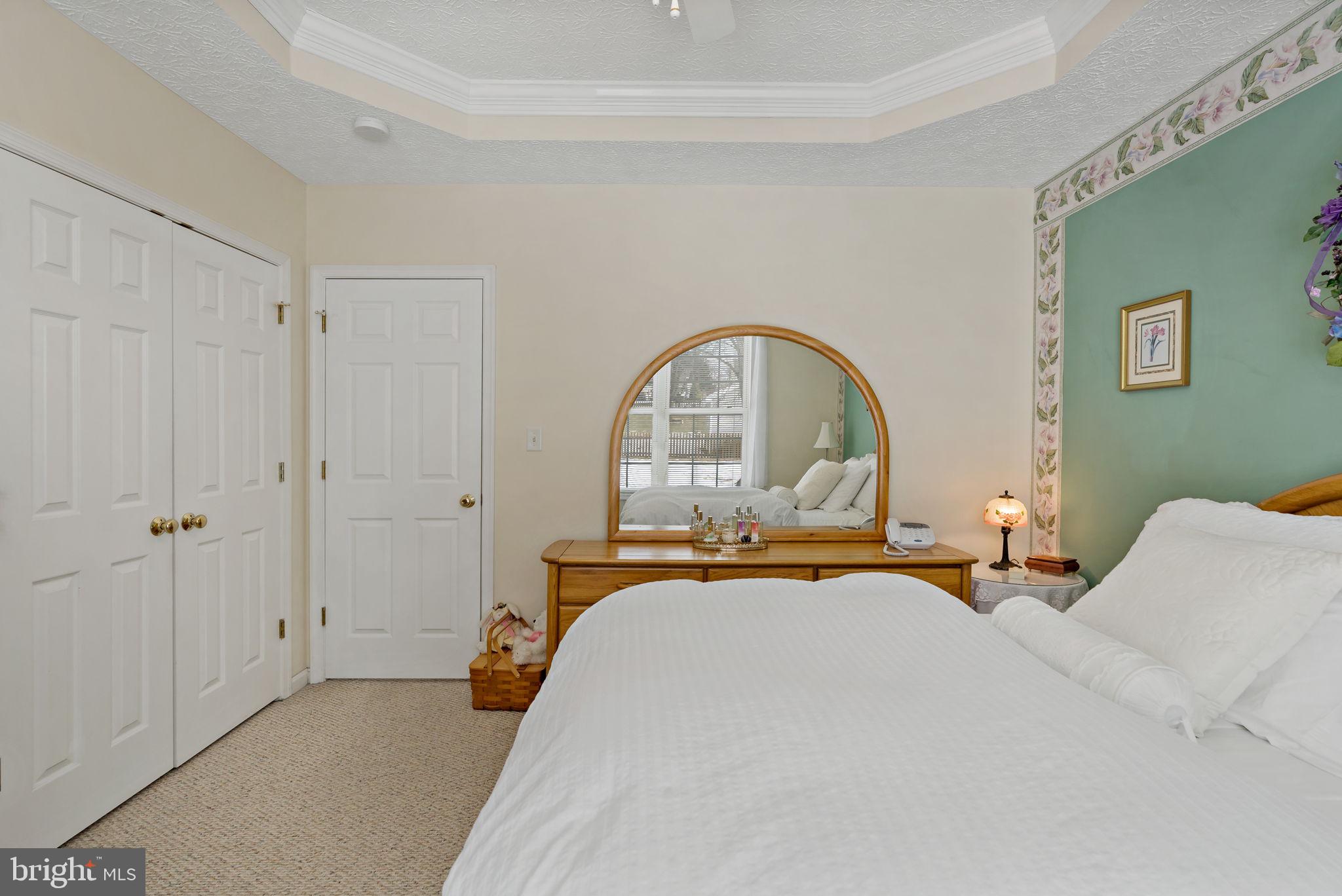 LAUREL RIDGE - Residential