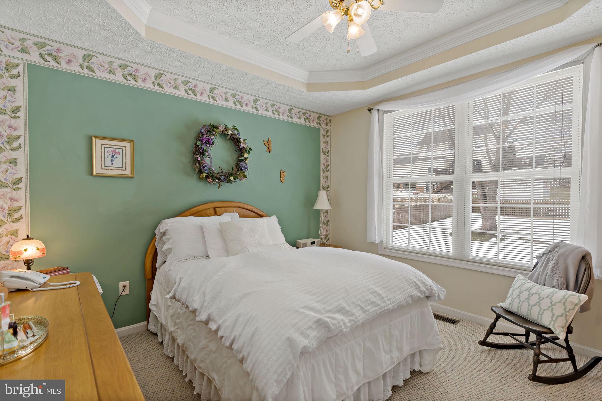 LAUREL RIDGE - Residential