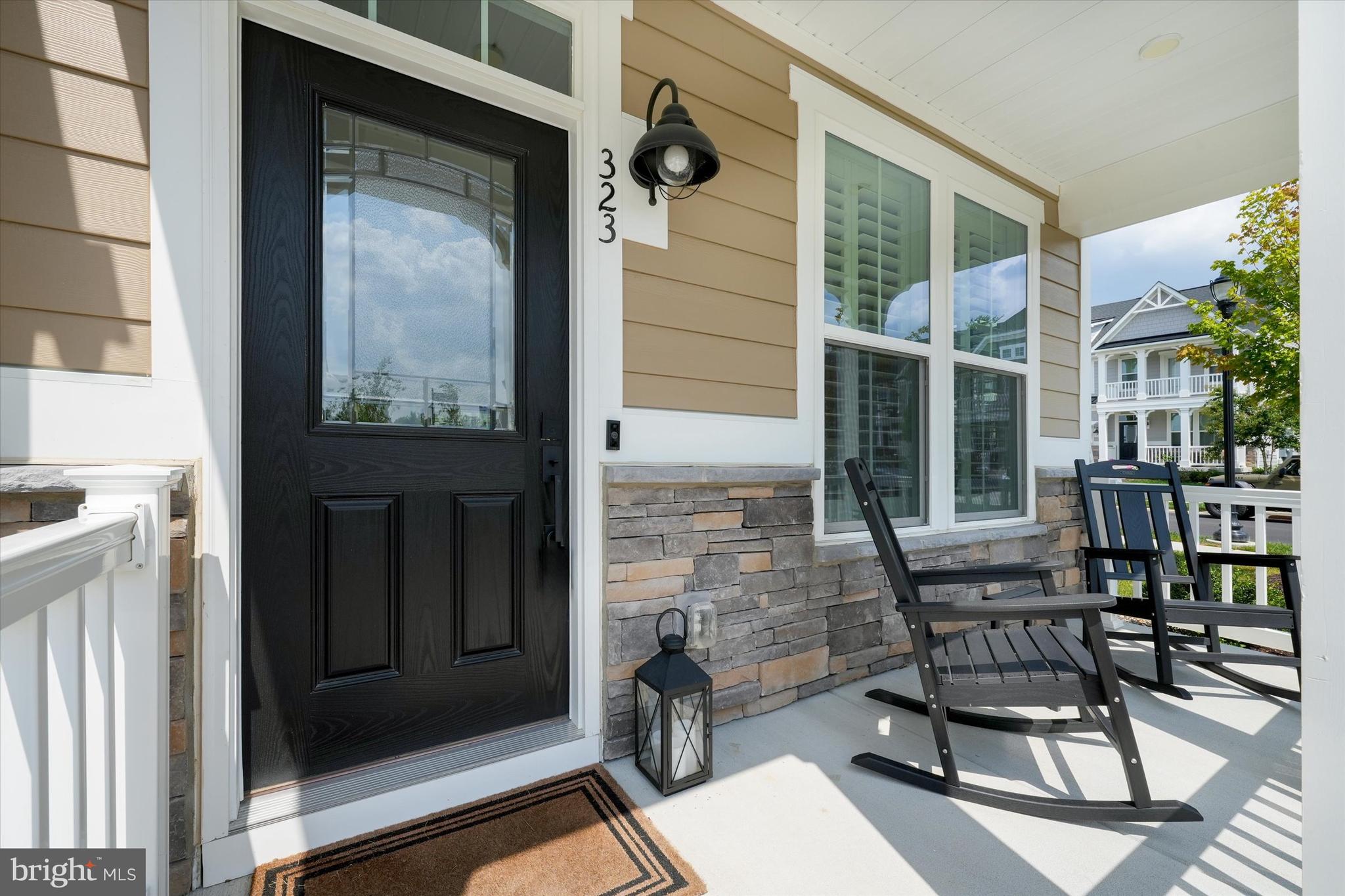 323 BAYBERRY DRIVE