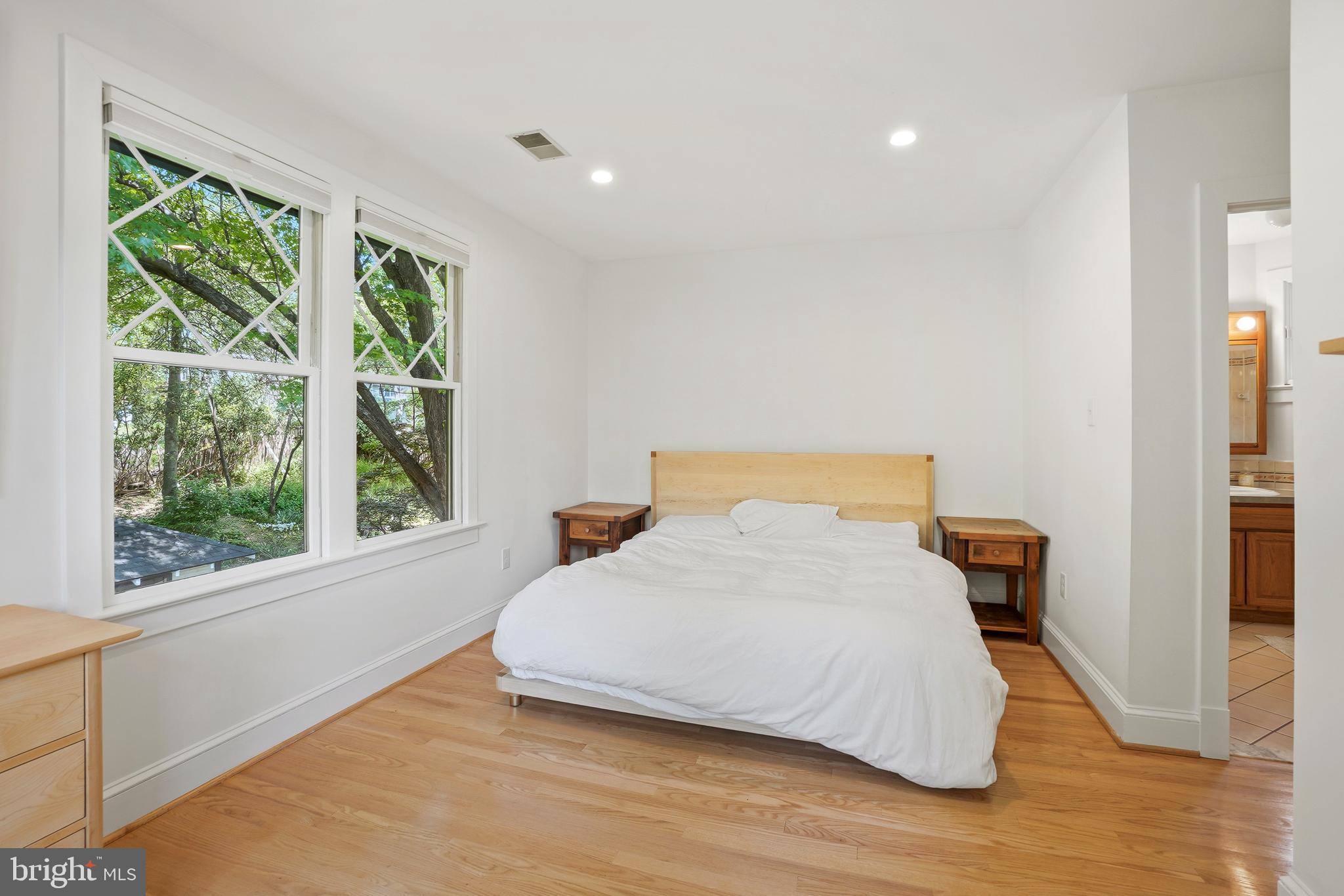 TAKOMA PARK - Residential