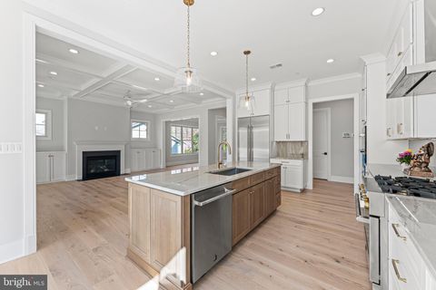 Photo of 5516 Mckinley Street, Bethesda, MD 20817 (MLS # MDMC2098202) Photo of 5516 Mckinley Street, Bethesda, MD 20817 (MLS # MDMC2098202)