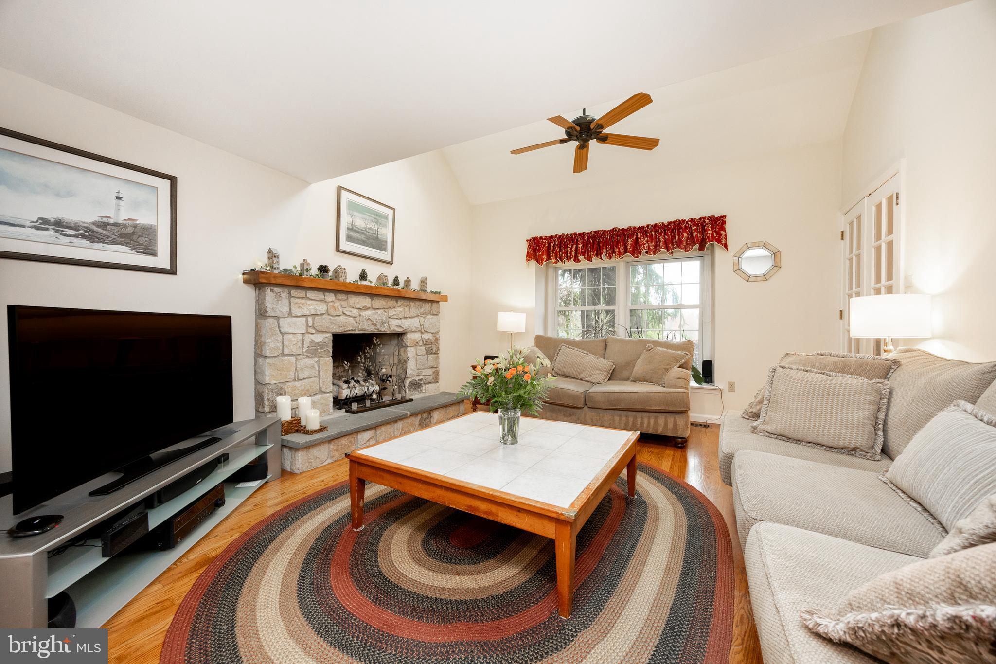 VALLEY VIEW - Residential