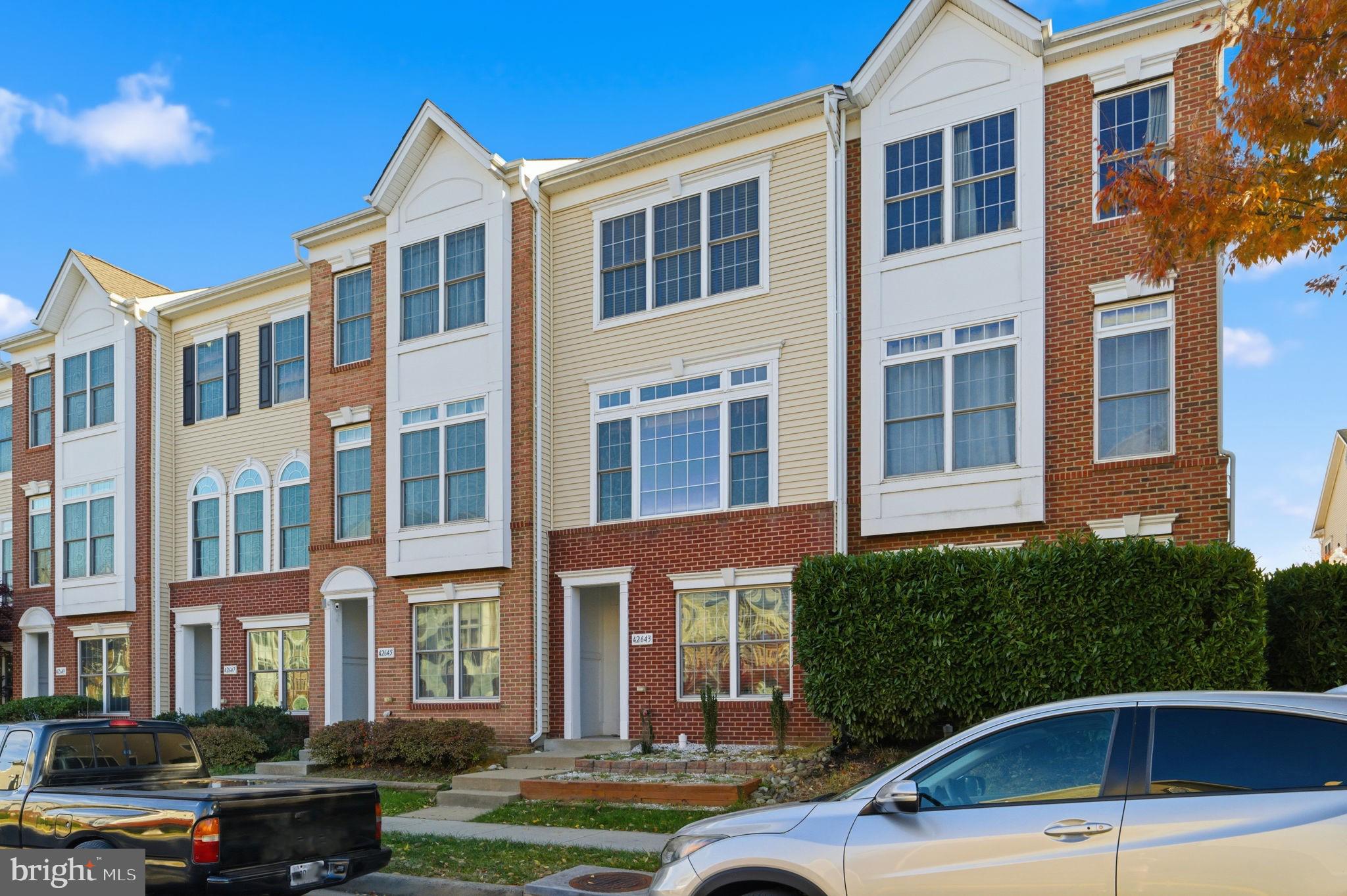 SOUTH RIDING - Residential