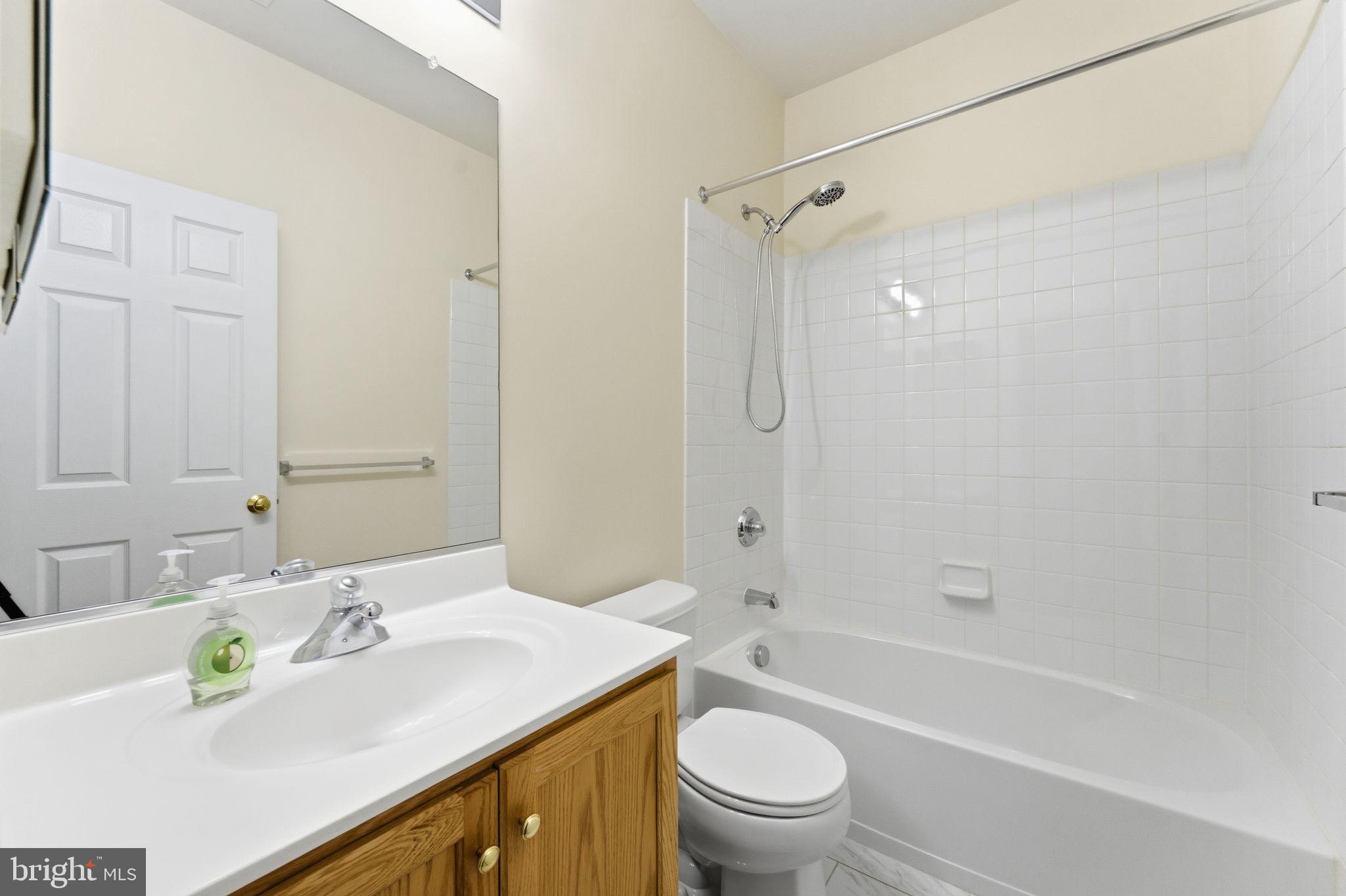 SOUTH RIDING - Residential