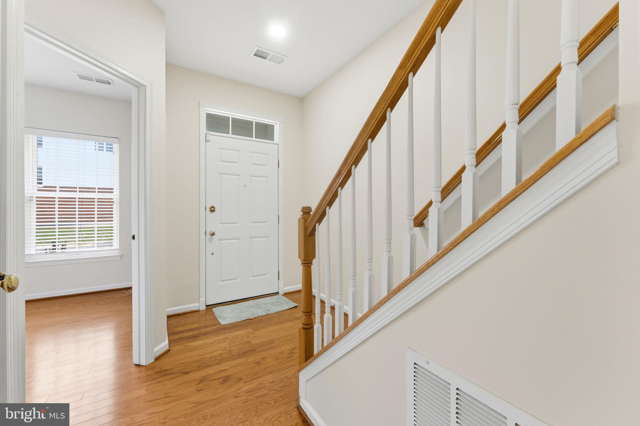 SOUTH RIDING - Residential