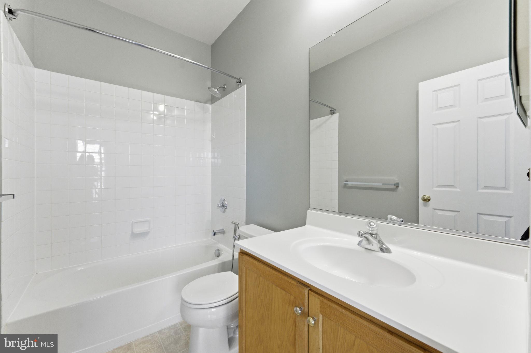 SOUTH RIDING - Residential