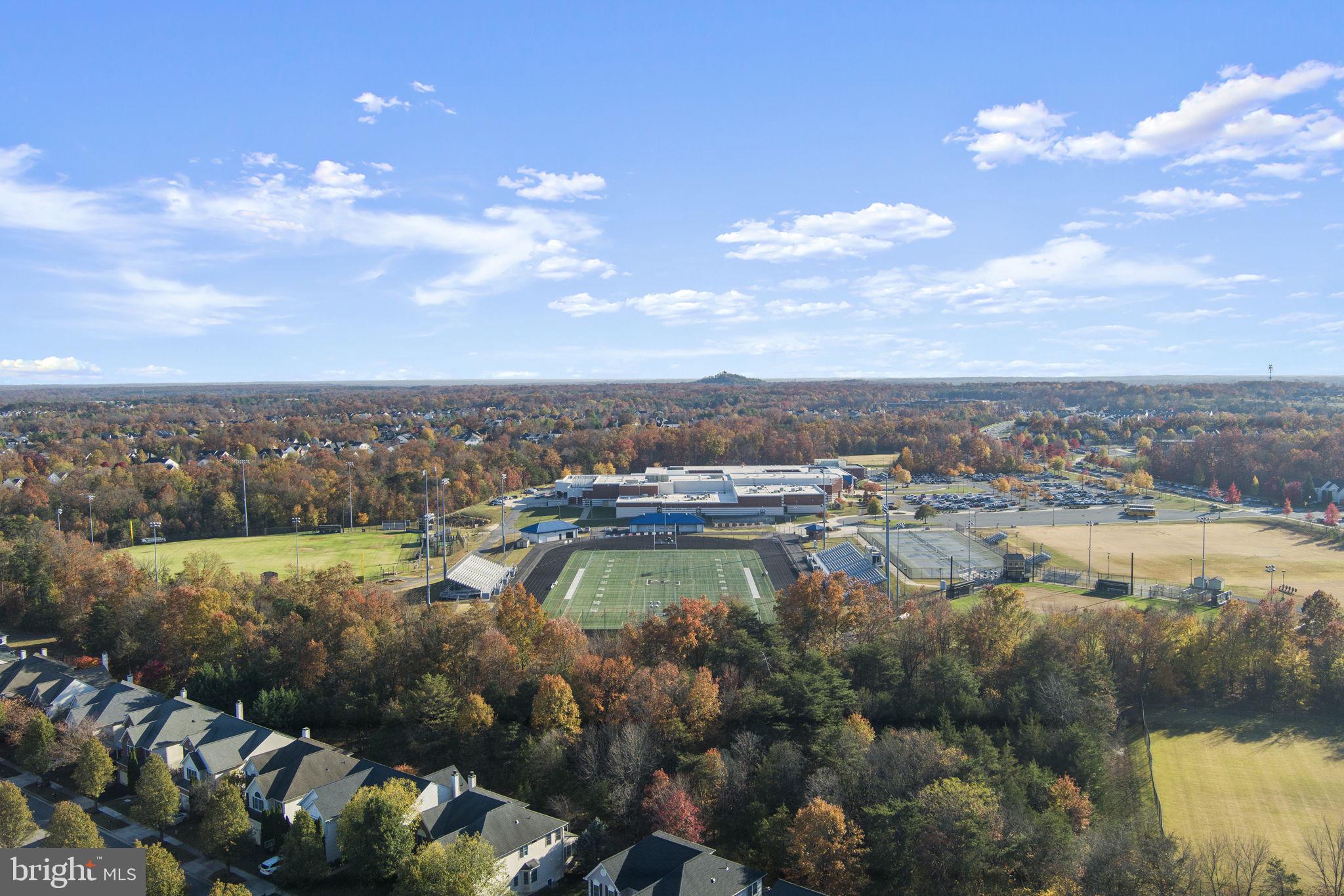 SOUTH RIDING - Residential