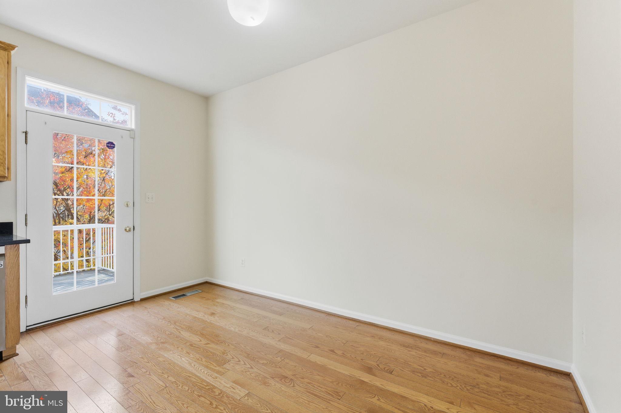 SOUTH RIDING - Residential