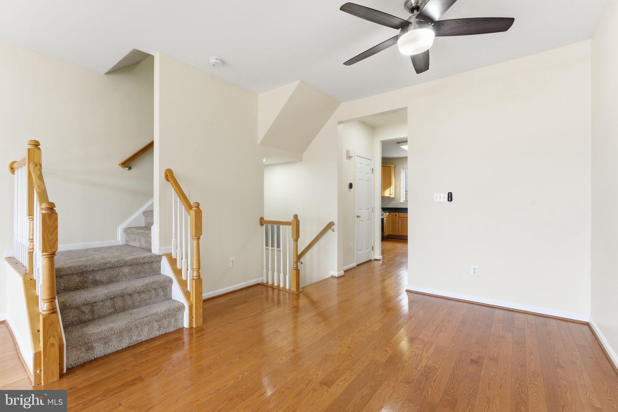 SOUTH RIDING - Residential