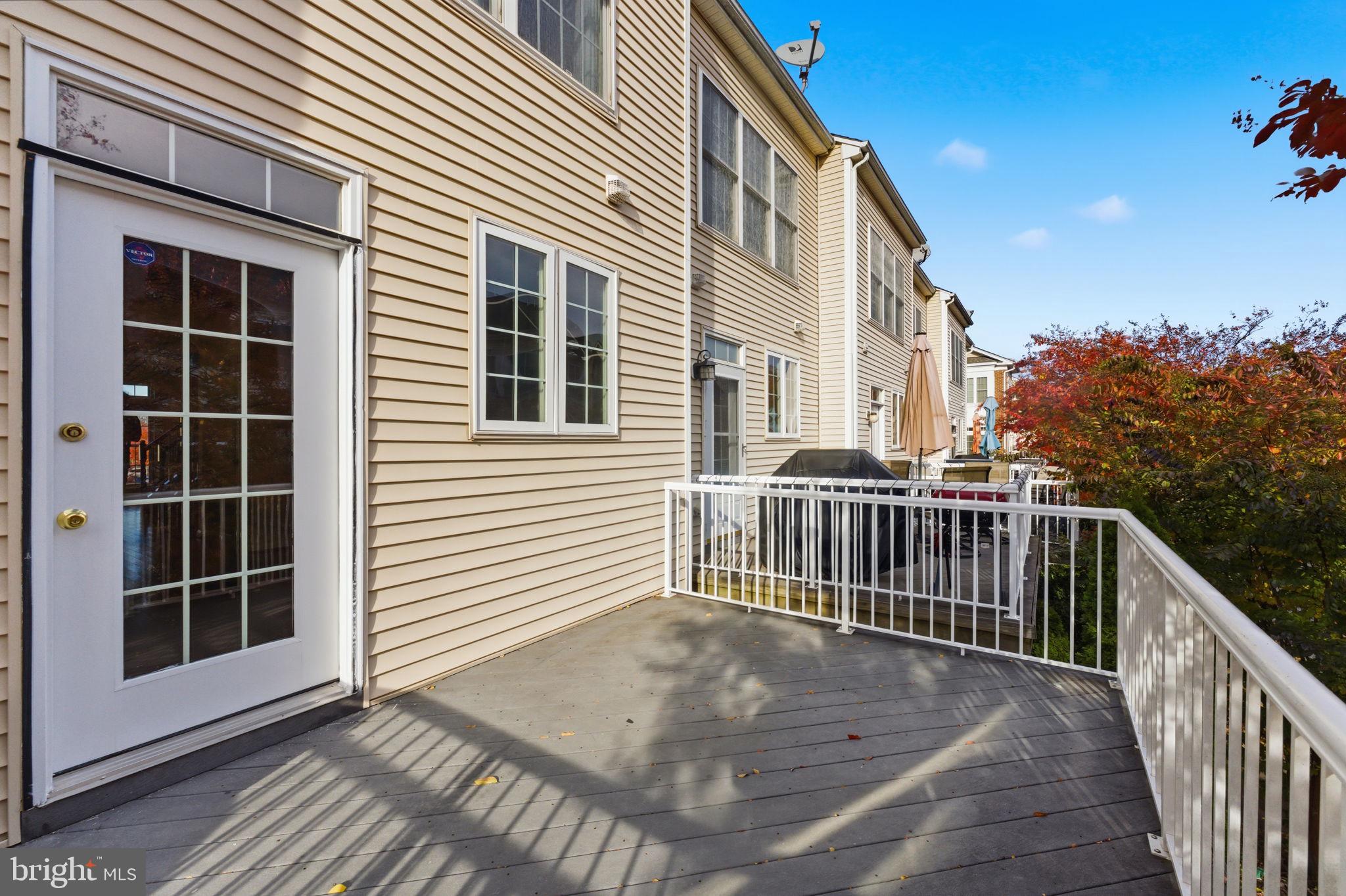 SOUTH RIDING - Residential