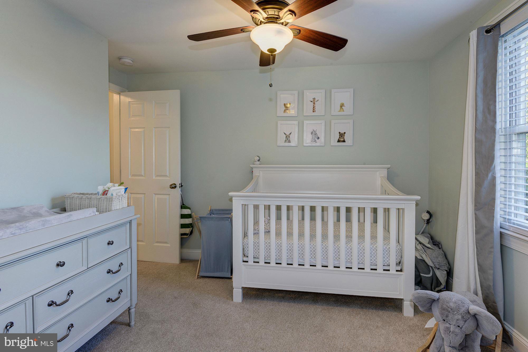 PRESIDENTS HILL - Residential