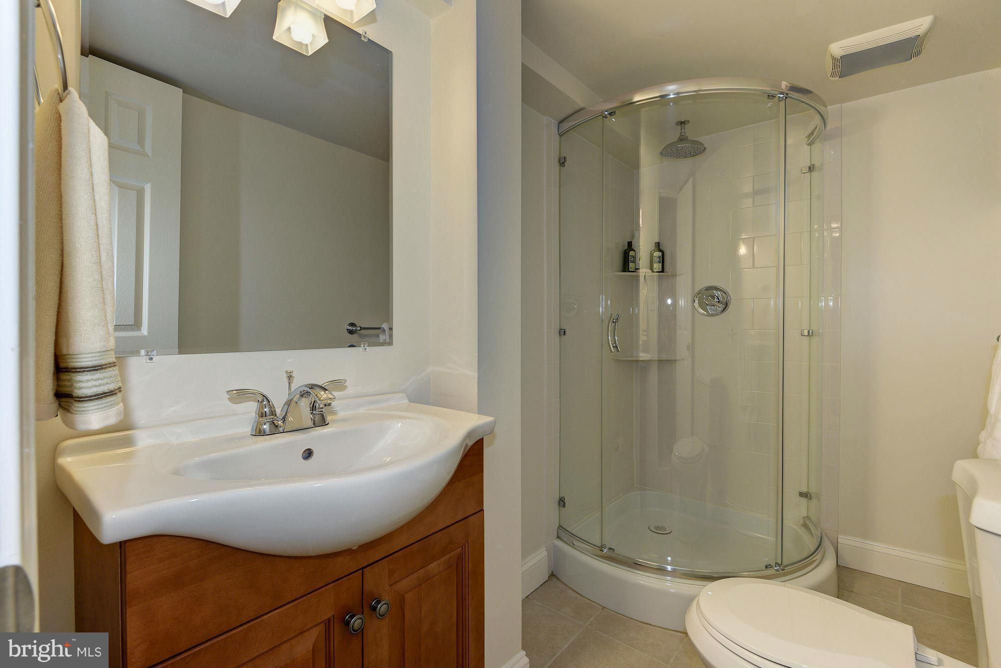 PRESIDENTS HILL - Residential