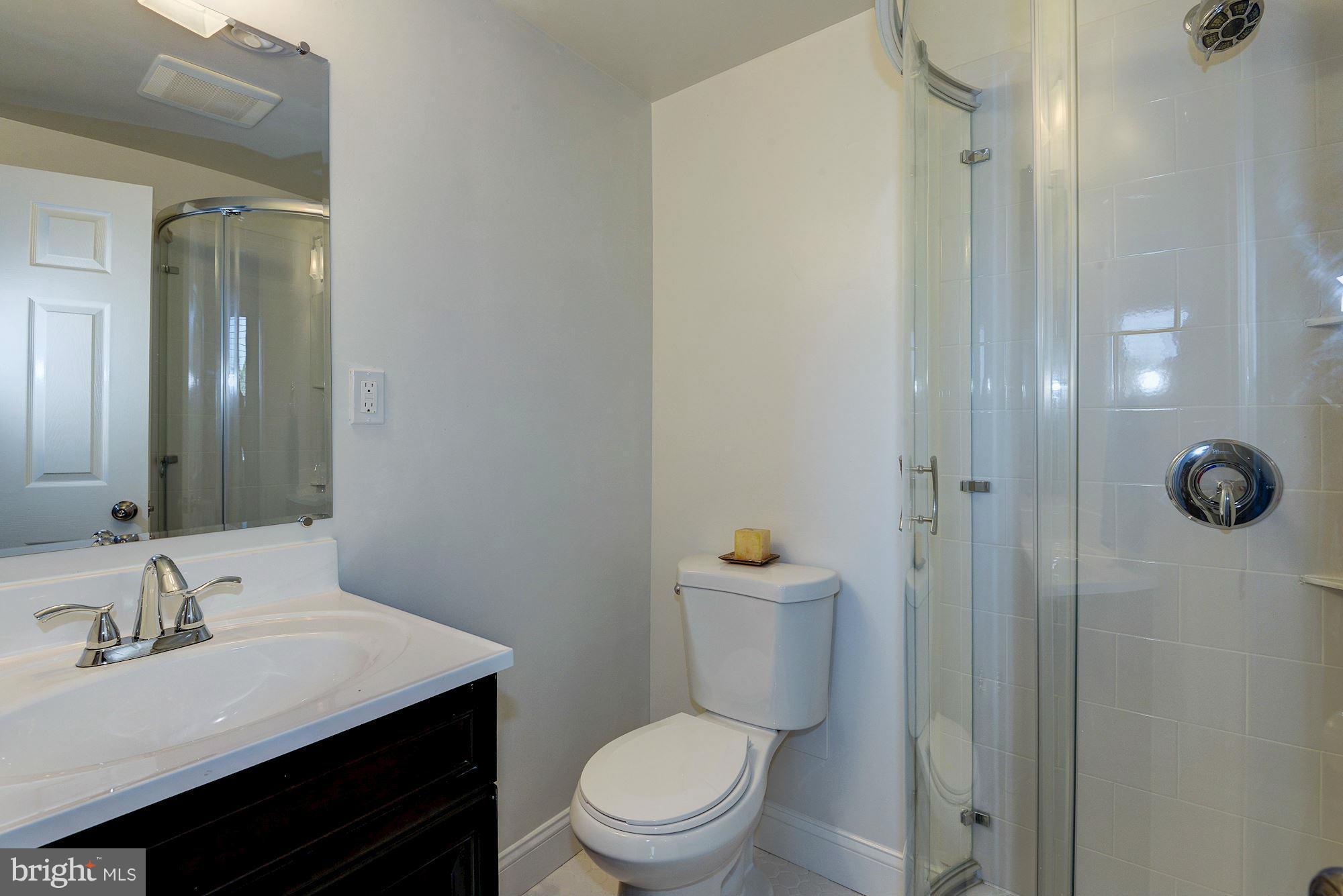 PRESIDENTS HILL - Residential