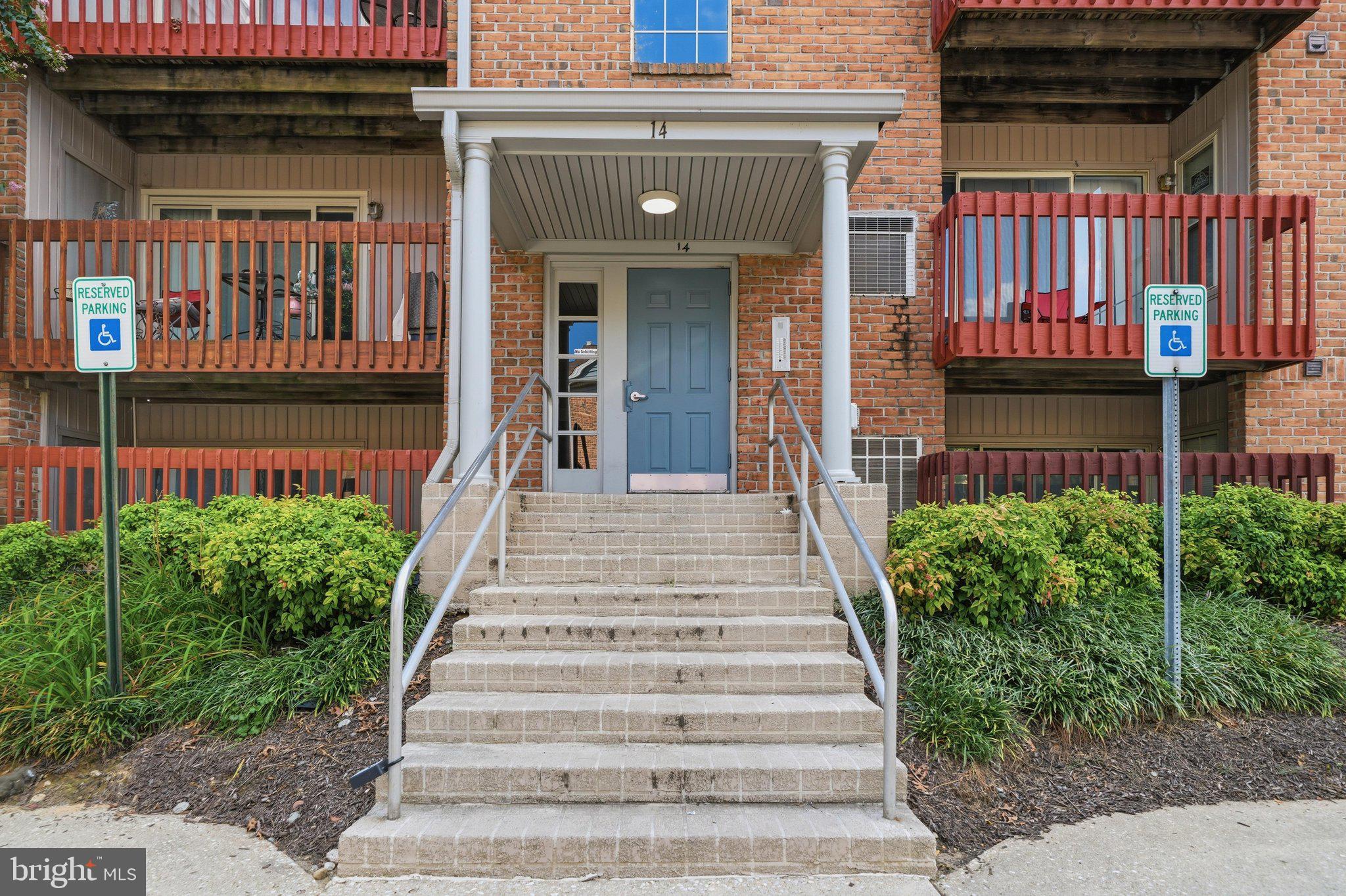 14 CLOVERWOOD COURT 201