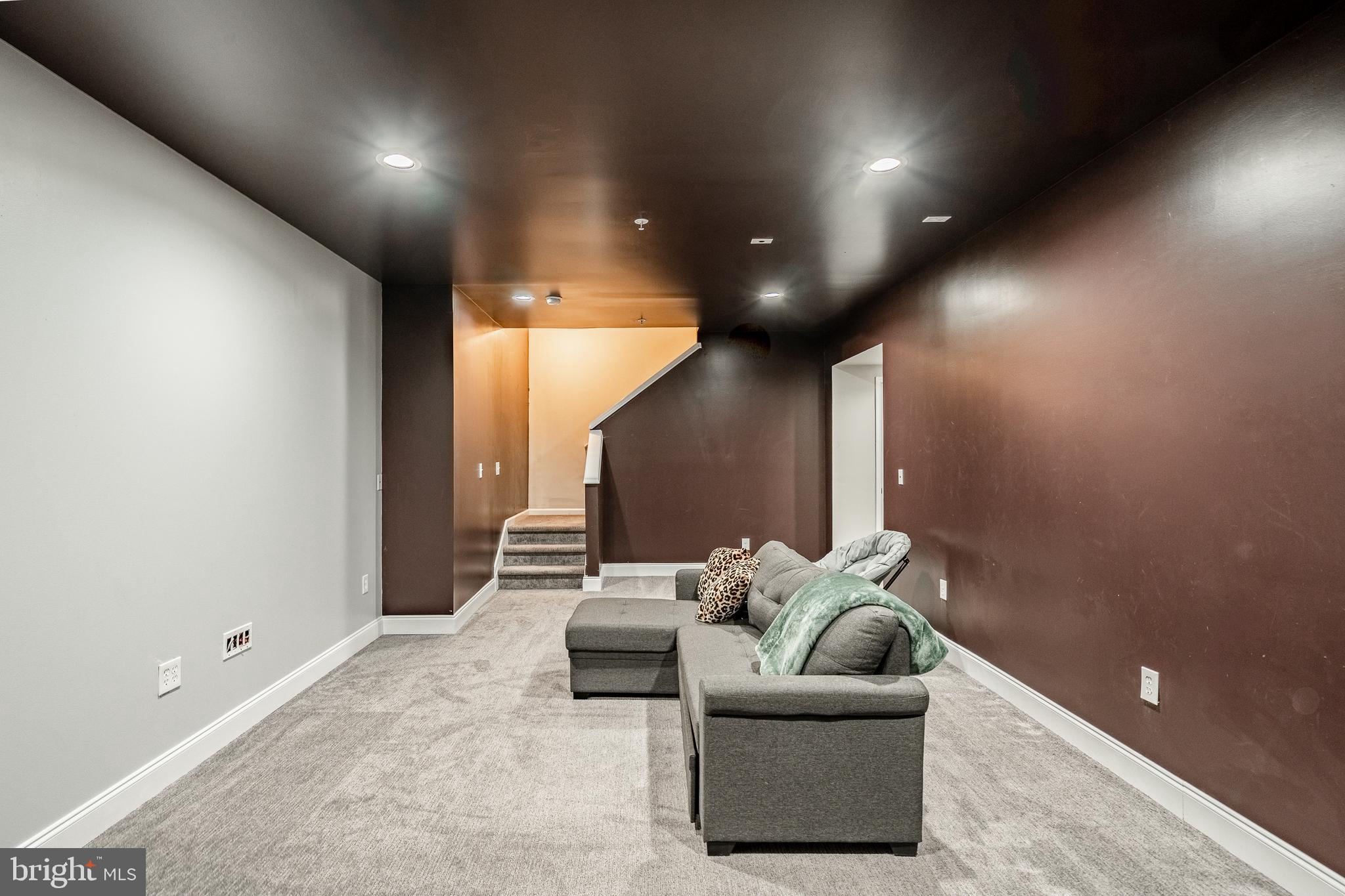 COURT AT CHESTER SP - Residential