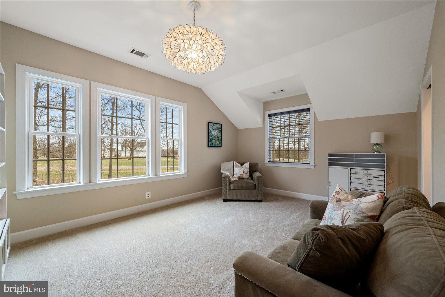 FIELDSTONE FARM - Residential